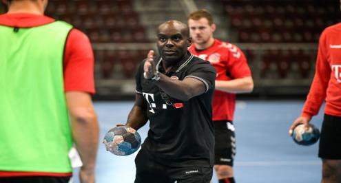 كرة يد.. مدرب مصر يقود فيزيريم المجري للفوز على مونبيلييه "هاشم"